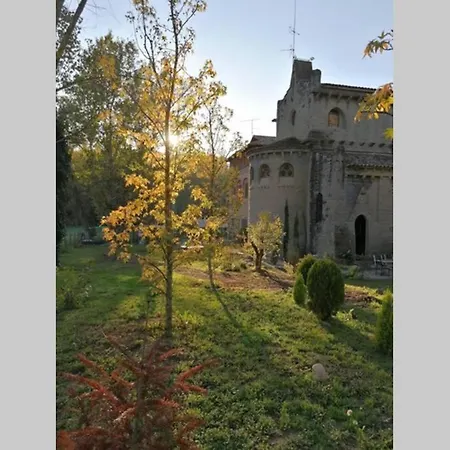 Iglesia Del Sagrado Corazon Lodge *