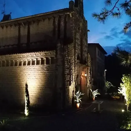 Lodge Iglesia Del Sagrado Corazon